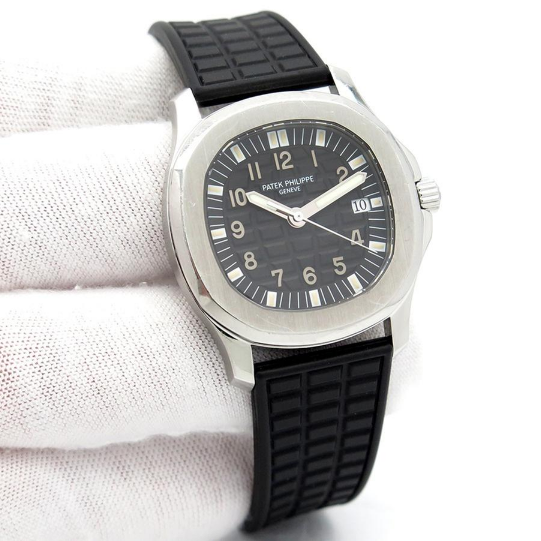 Patek Philippe Aquanaut Black