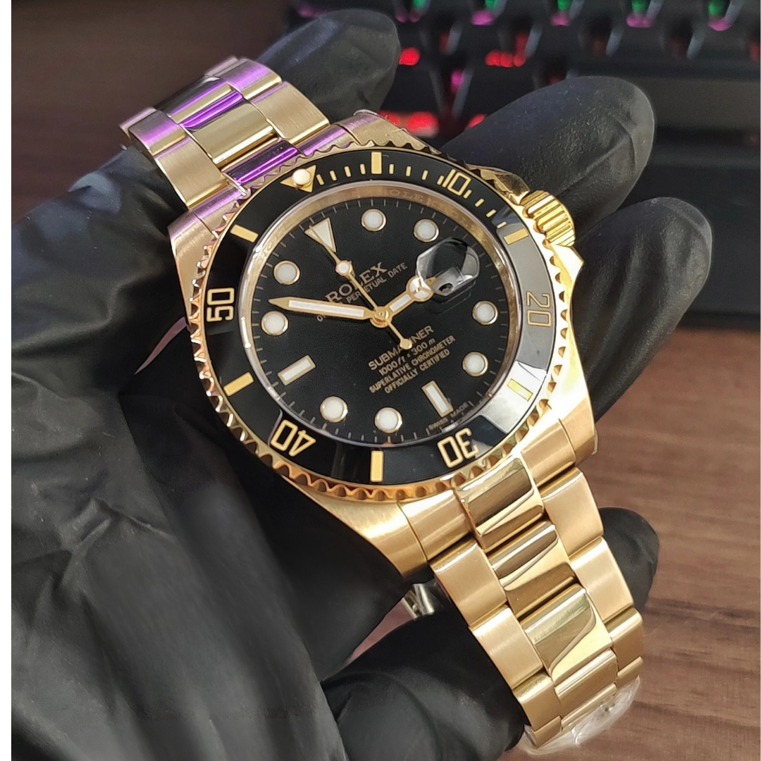 Rolex Oyster Perpetual Submariner Date Gold