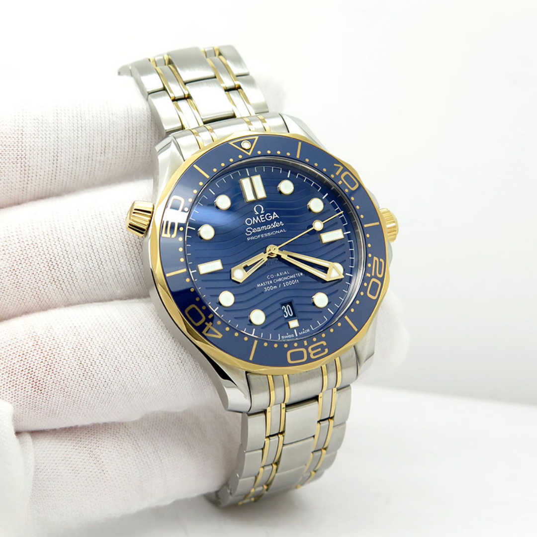 Omega Seamaster Diver Blue Gold