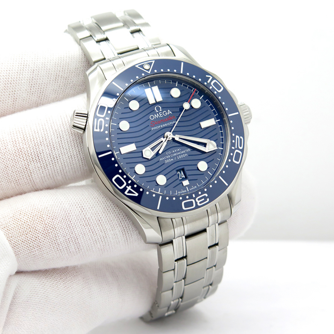 Omega Seamaster Diver Blue Silver