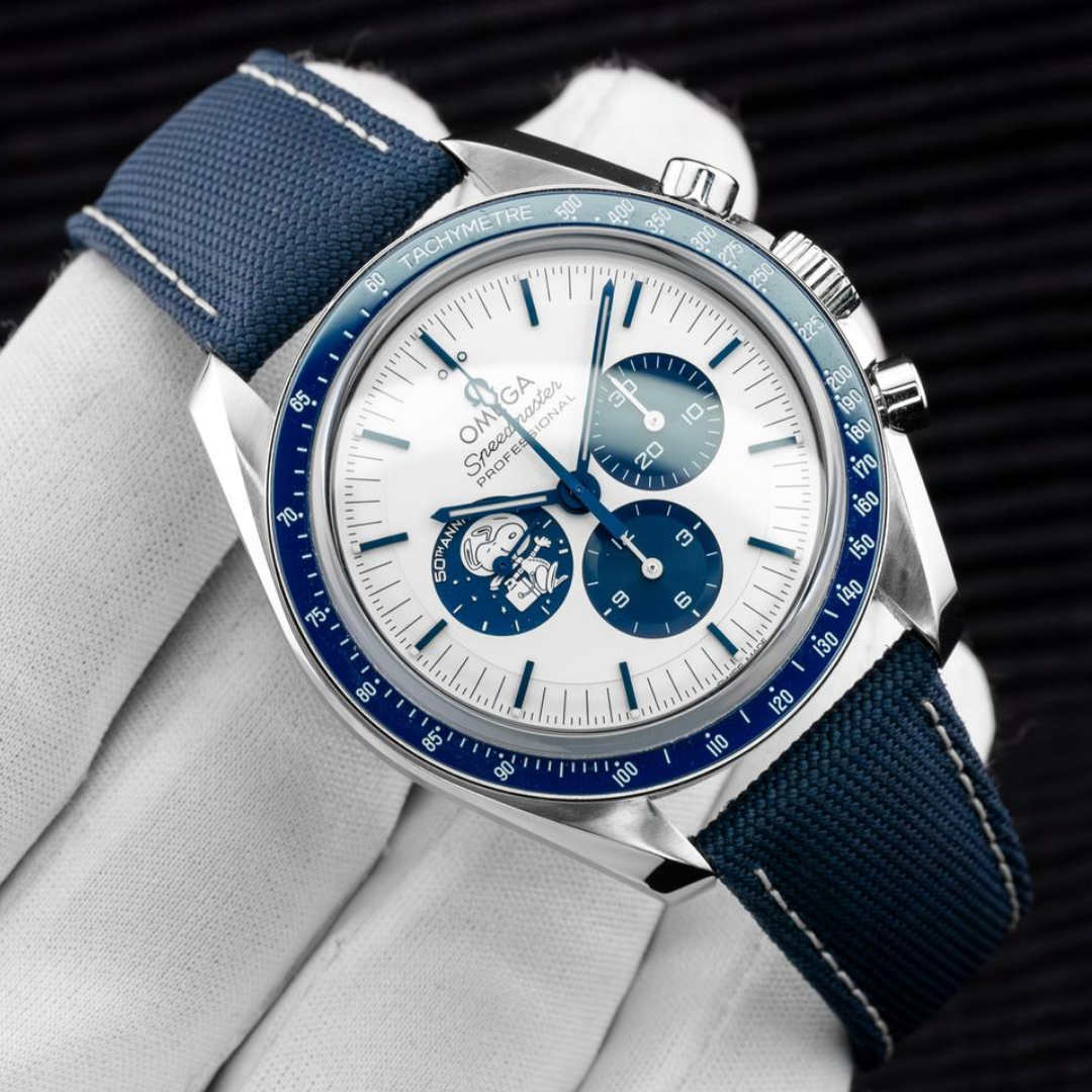 Omega Speedmaster "Snoopy"